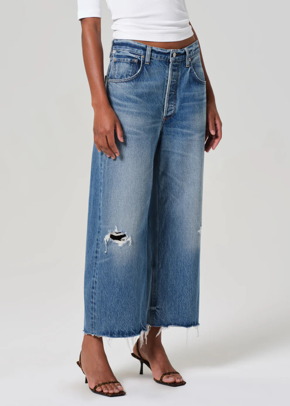 AYLA RAW HEM CROP JEAN