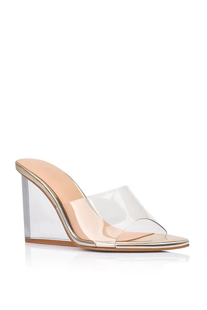 SUZY WEDGE