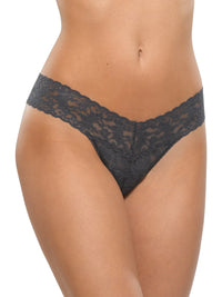 SIGNATURE LACE LOW RISE THONG