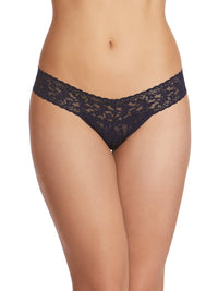 SIGNATURE LACE LOW RISE THONG