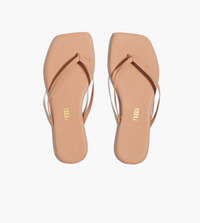 SQUARE TOE LILY