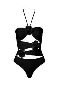 TRINITARIA ONE PIECE