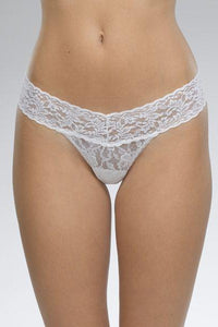SIGNATURE LACE LOW RISE THONG
