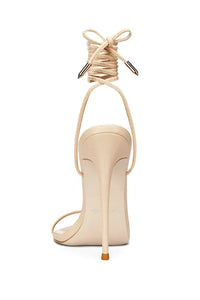 FEMME LA LUCE MINIMALE SANDAL IN LATTE