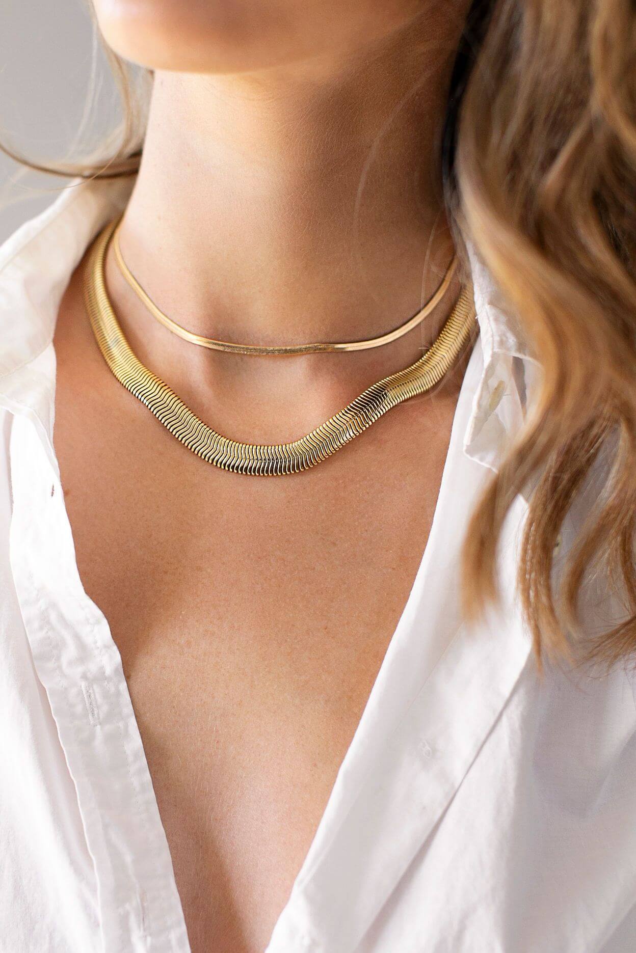 COBRA NECKLACE