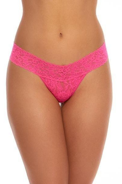 SIGNATURE LACE LOW RISE THONG