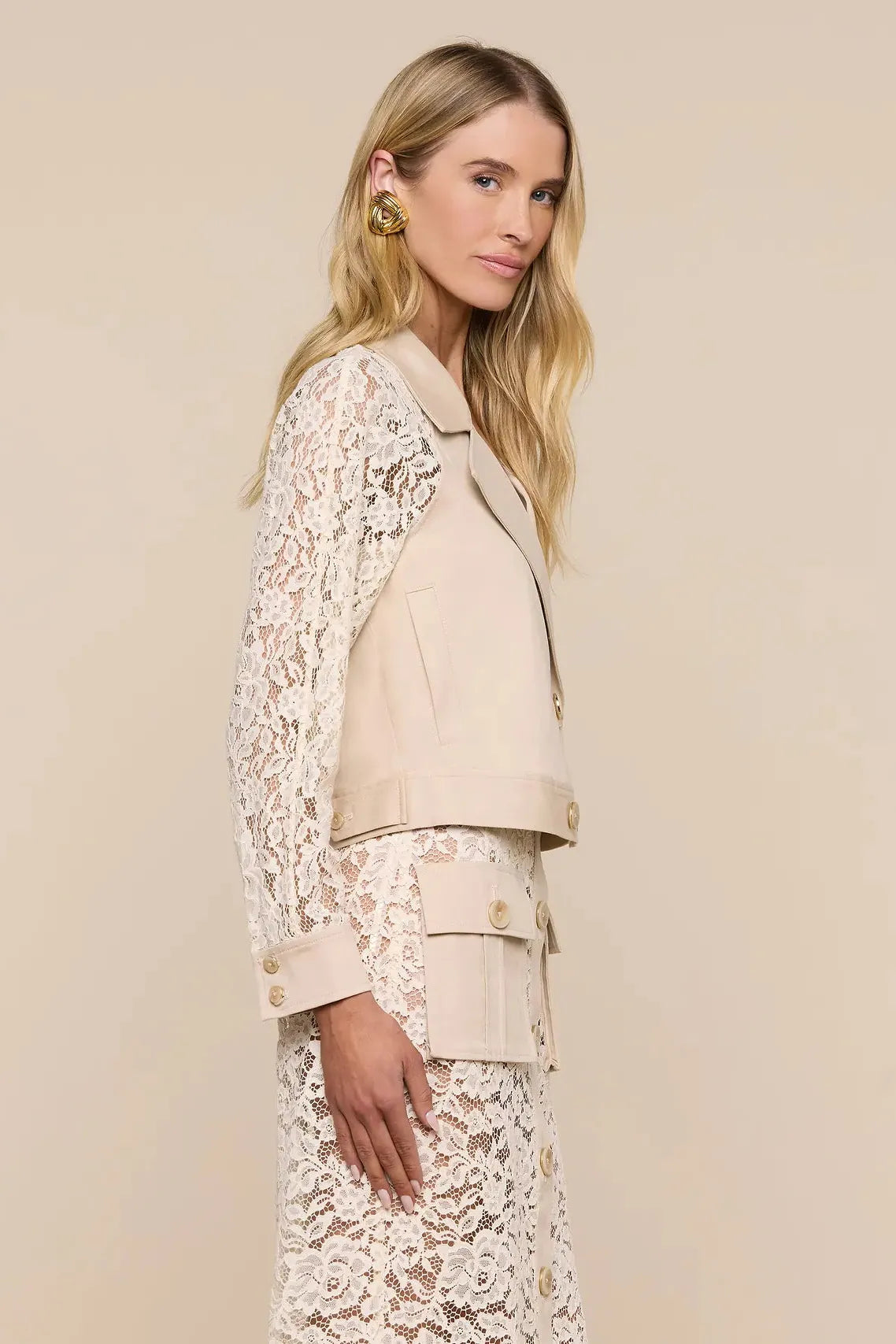 NOVELLE LACE SLEEVE TRENCH