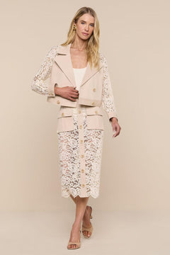 NOVELLE LACE SLEEVE TRENCH