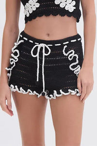 PATBO POPPY CROCHET FLOWER SHORT IN BLACK AND WHITE