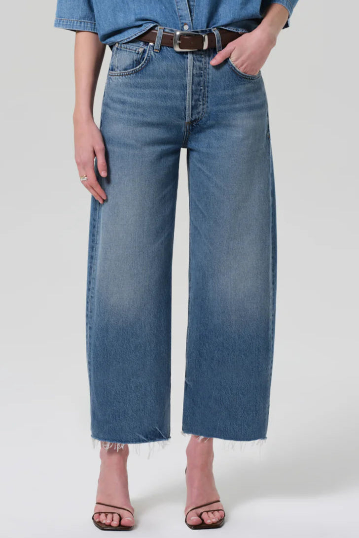 AYLA RAW HEM CROP JEAN