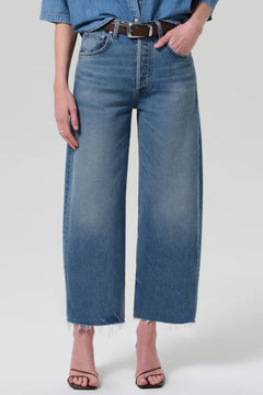 AYLA RAW HEM CROP JEAN