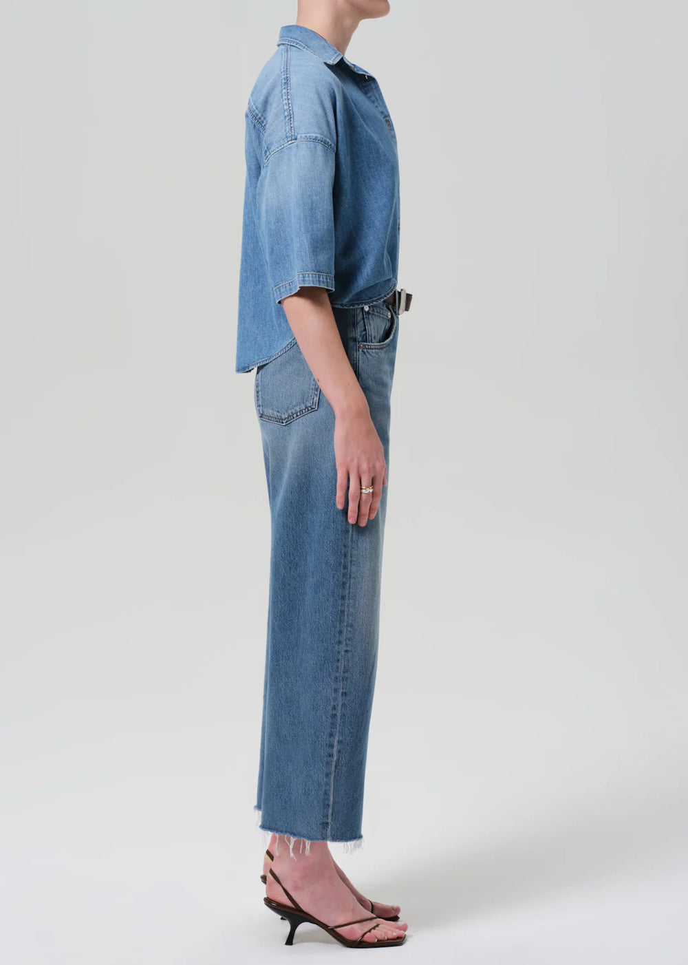 AYLA RAW HEM CROP JEAN