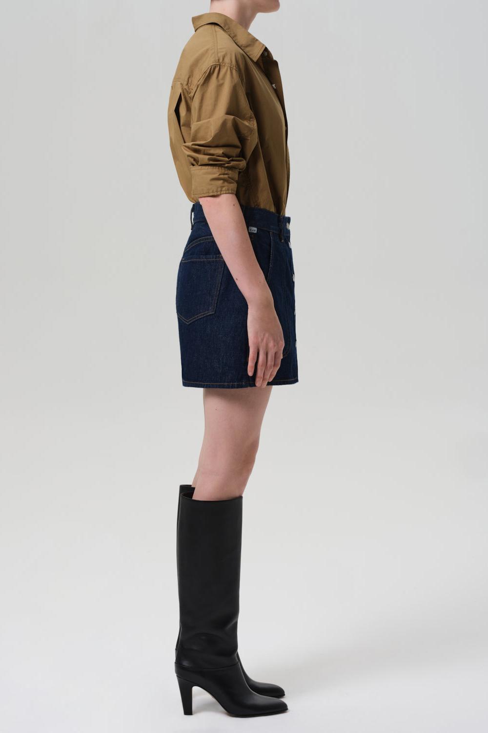 CURVED POCKET MINI SKIRT