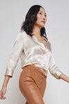 L'AGENCE DANI 3/4 SLEEVE BLOUSE IN CHAMPAGNE