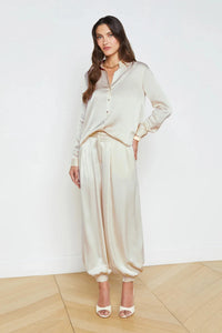 L'AGENCE TYLER LONG SLEEVE BLOUSE IN CREME BRULEE