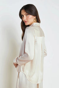 L'AGENCE TYLER LONG SLEEVE BLOUSE IN CREME BRULEE