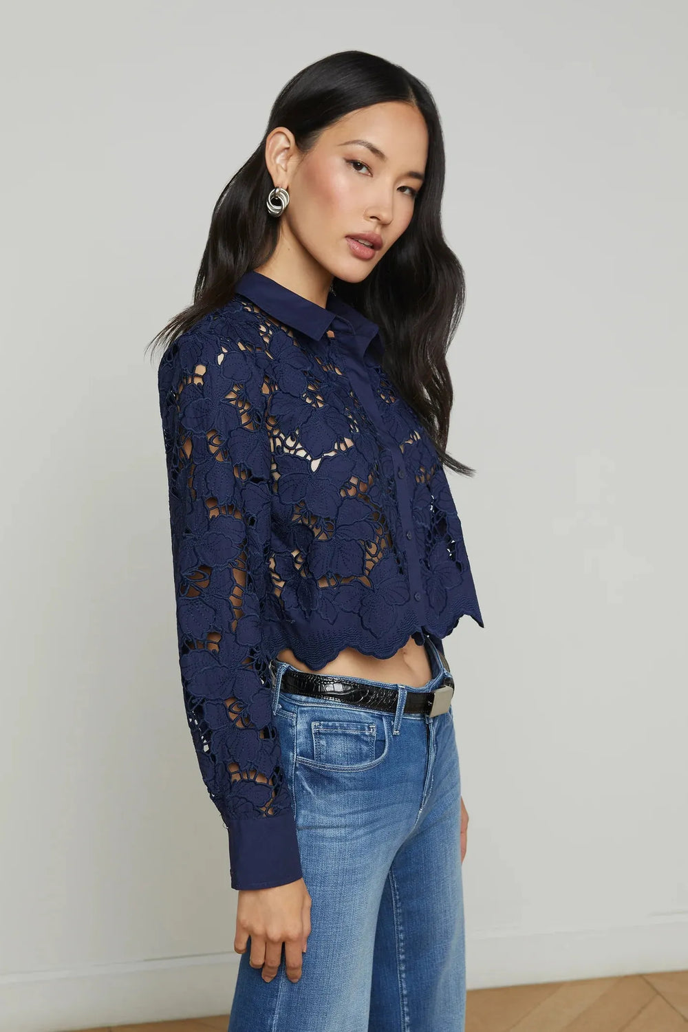 SEYCHELLE LACE CROPPED BUTTON DOWN