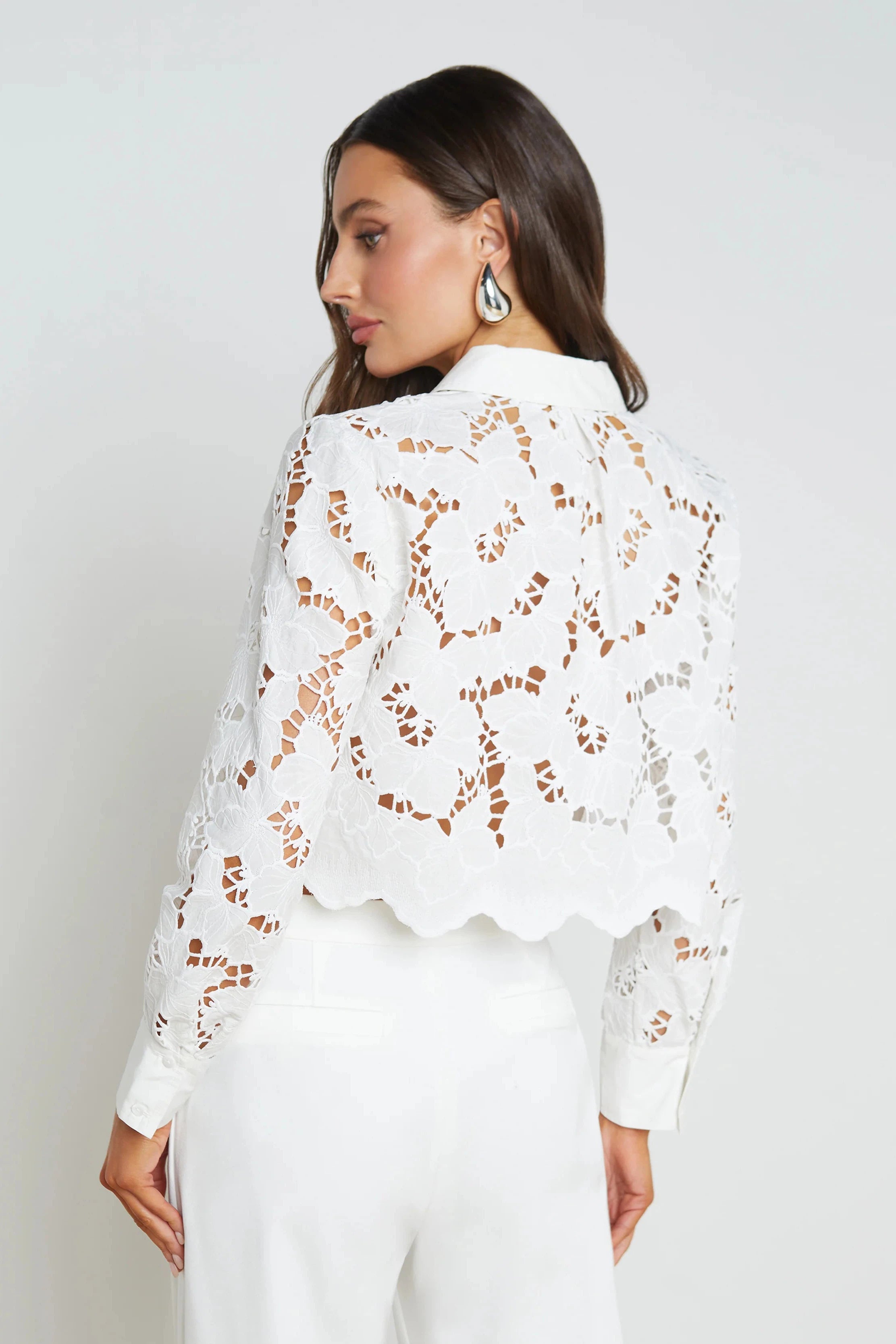 SEYCHELLE LACE CROPPED BUTTON DOWN