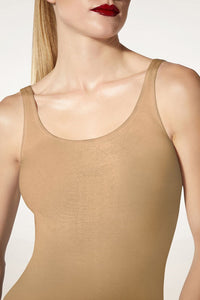 WOLFORD JAMAIKA STRING BODYSUIT IN LATTE