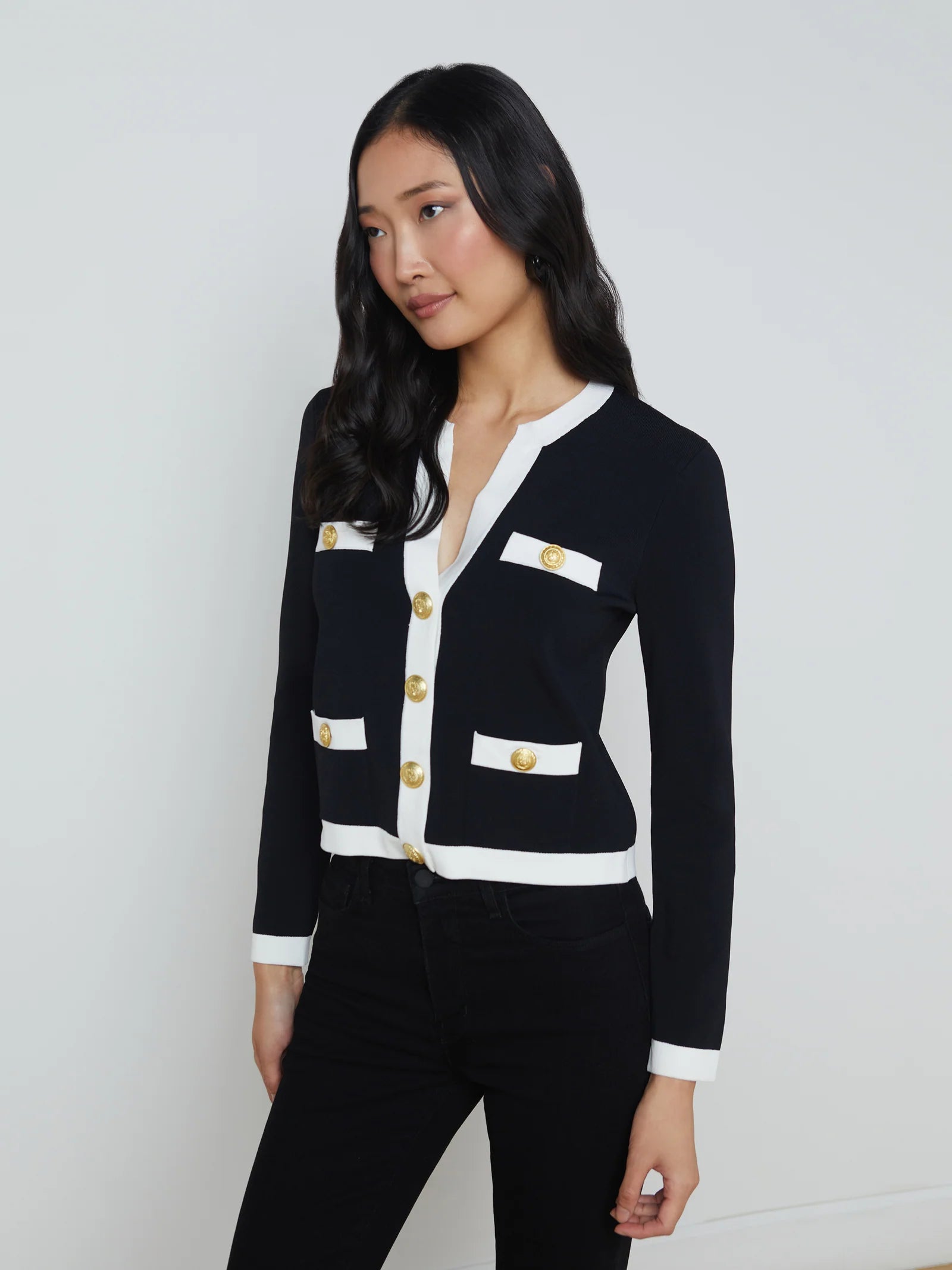 L'AGENCE ESTEFANIA CONTRAST TRIM CARDIGAN IN BLACK/ WHITE