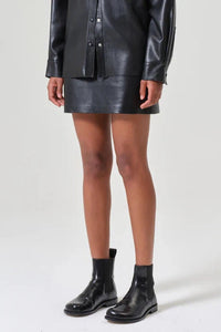 AGOLDE AGDA MINI RECYCLED LEATHER SKIRT IN DETOX