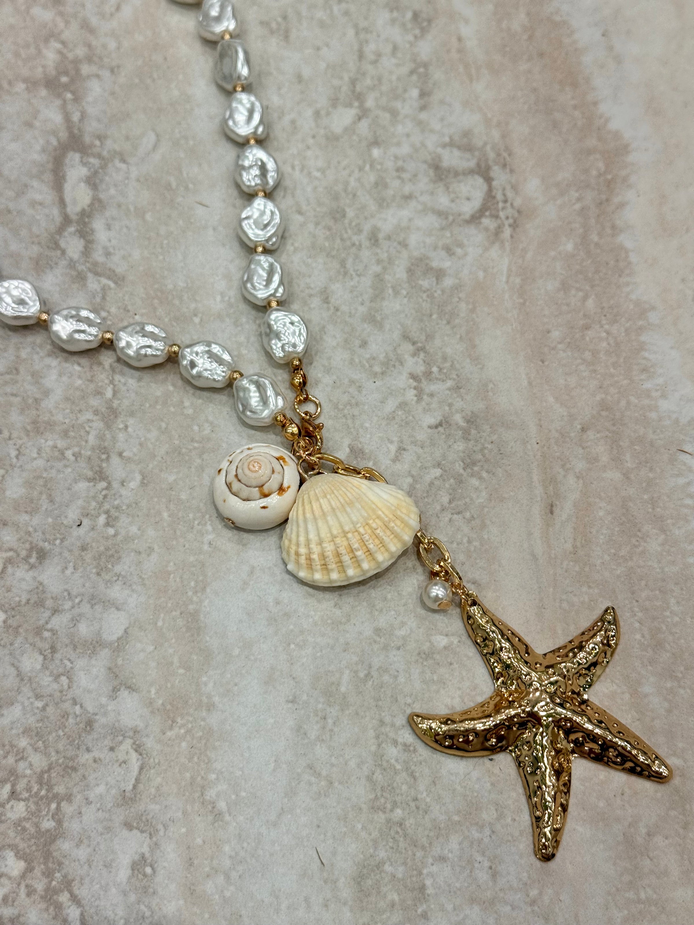 PEARL STARFISH PENDANT NECKLACE