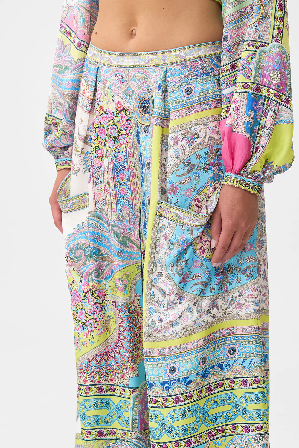 WIDE LEG TROUSER WITH FRONT POCKETS