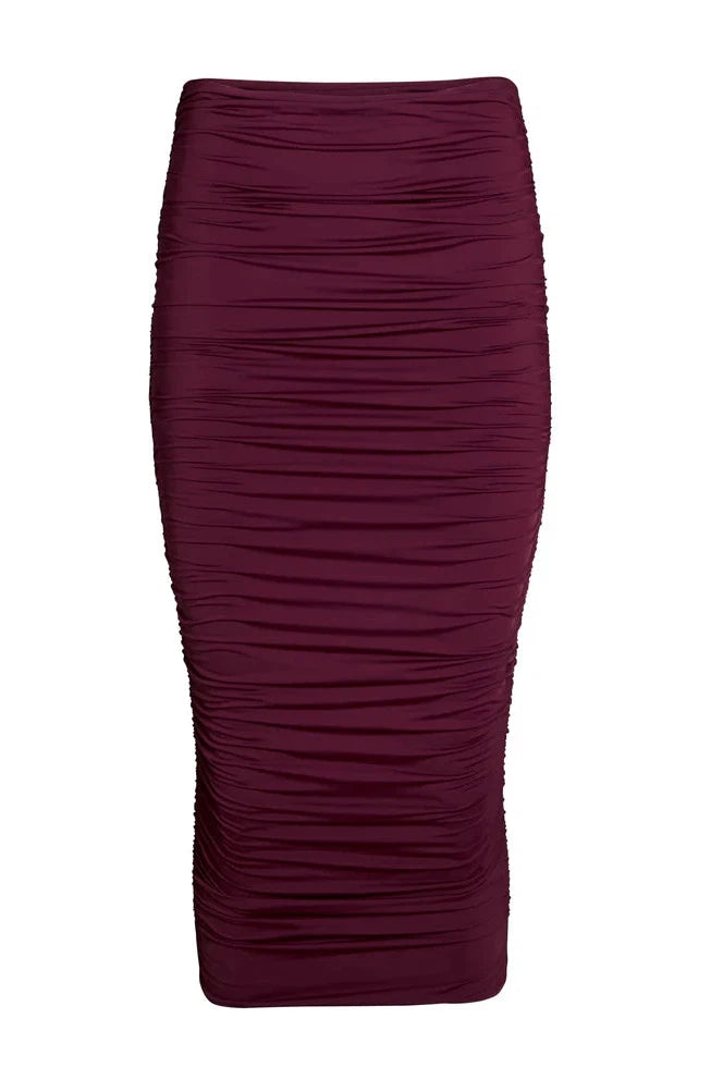 SEROYA DARCY MID RISE RUCHED MIDI SKIRT IN MERLOT