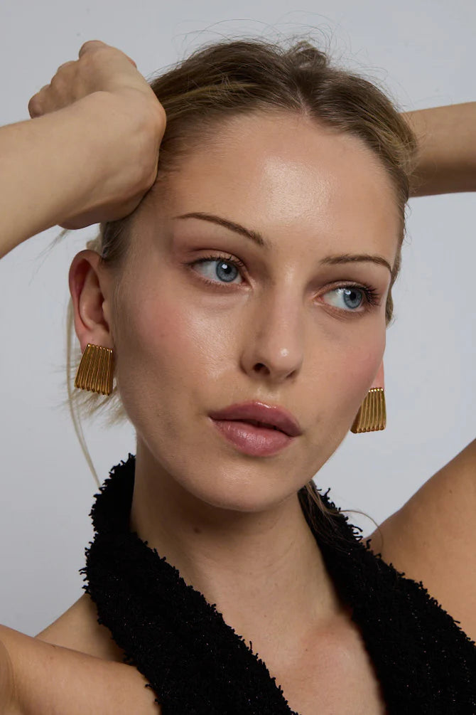 RIBBED EARRINGS