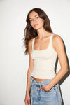 RIBBED SCOOP TANK