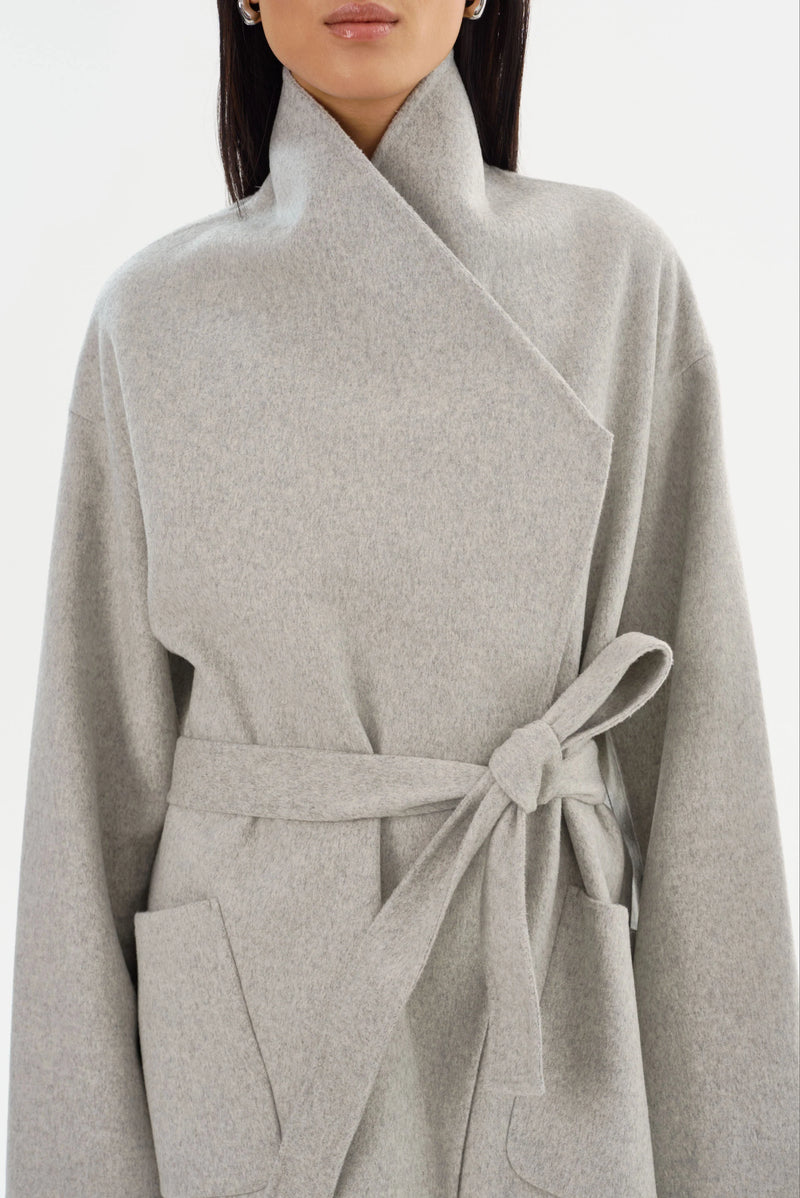 LA MARQUE MEKIA DOUBLE FACE WOOL COAT IN LIGHT GREY