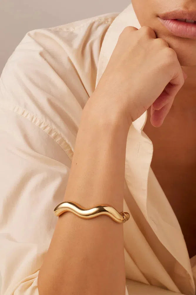 JENNY BIRD OLA BANGLE IN GOLD