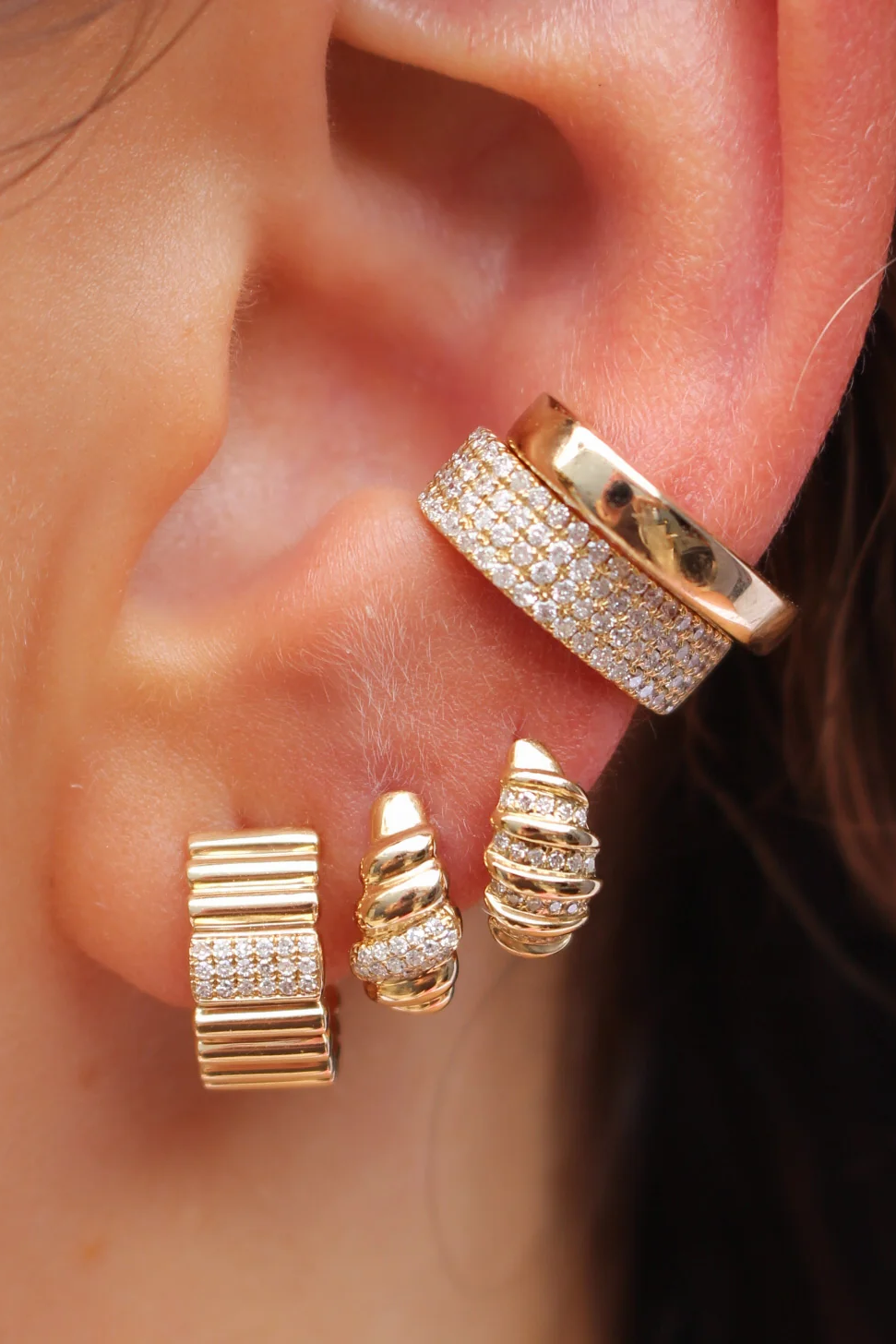 GOLD DIAMOND MINI MUSHROOM EARRING