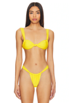 BANANHOT SHELL BIKINI TOP IN YELLOW