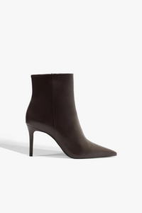 MIKKI BOOTIE
