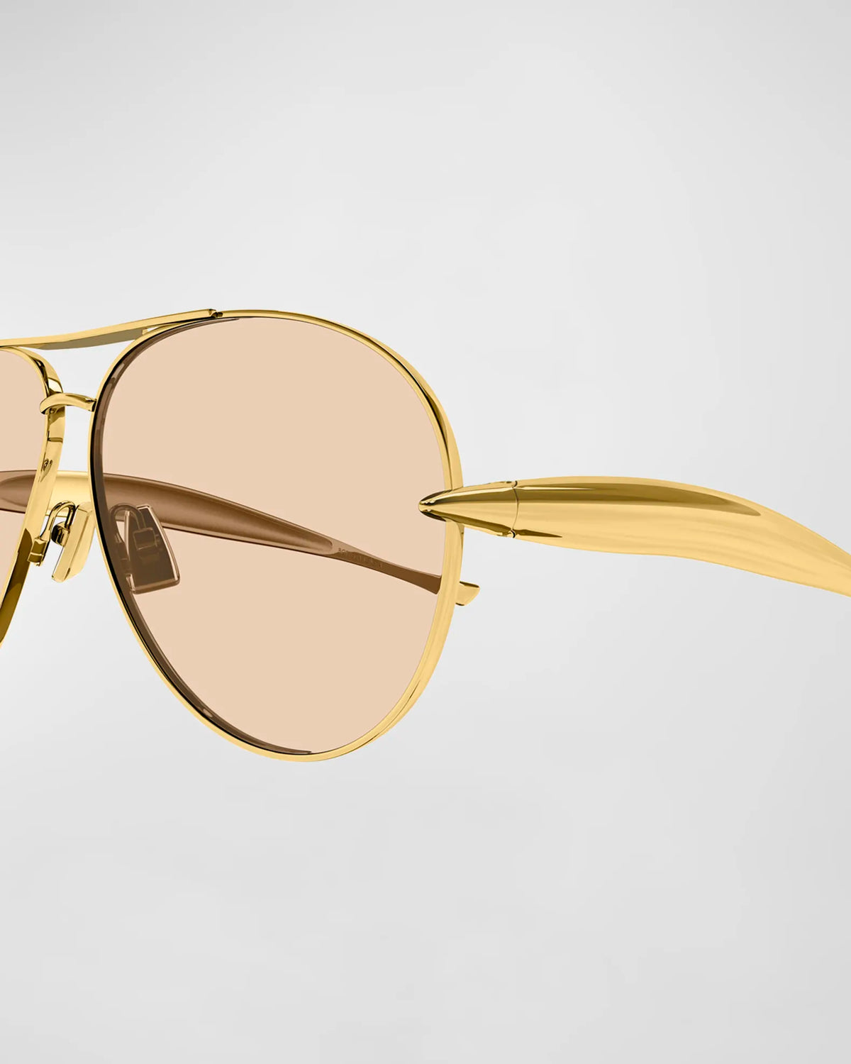 Curved Metal Aviator Sunglasses