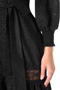 WAIMARI REBECCA KIMONO IN BLACK