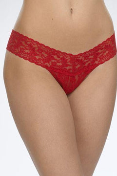 SIGNATURE LACE LOW RISE THONG