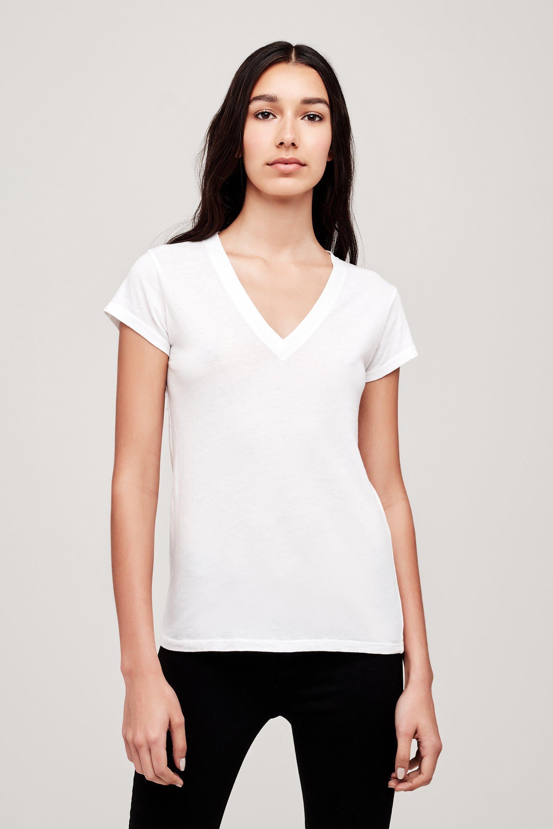 L'AGENCE BECCA V NECK TEE IN WHITE