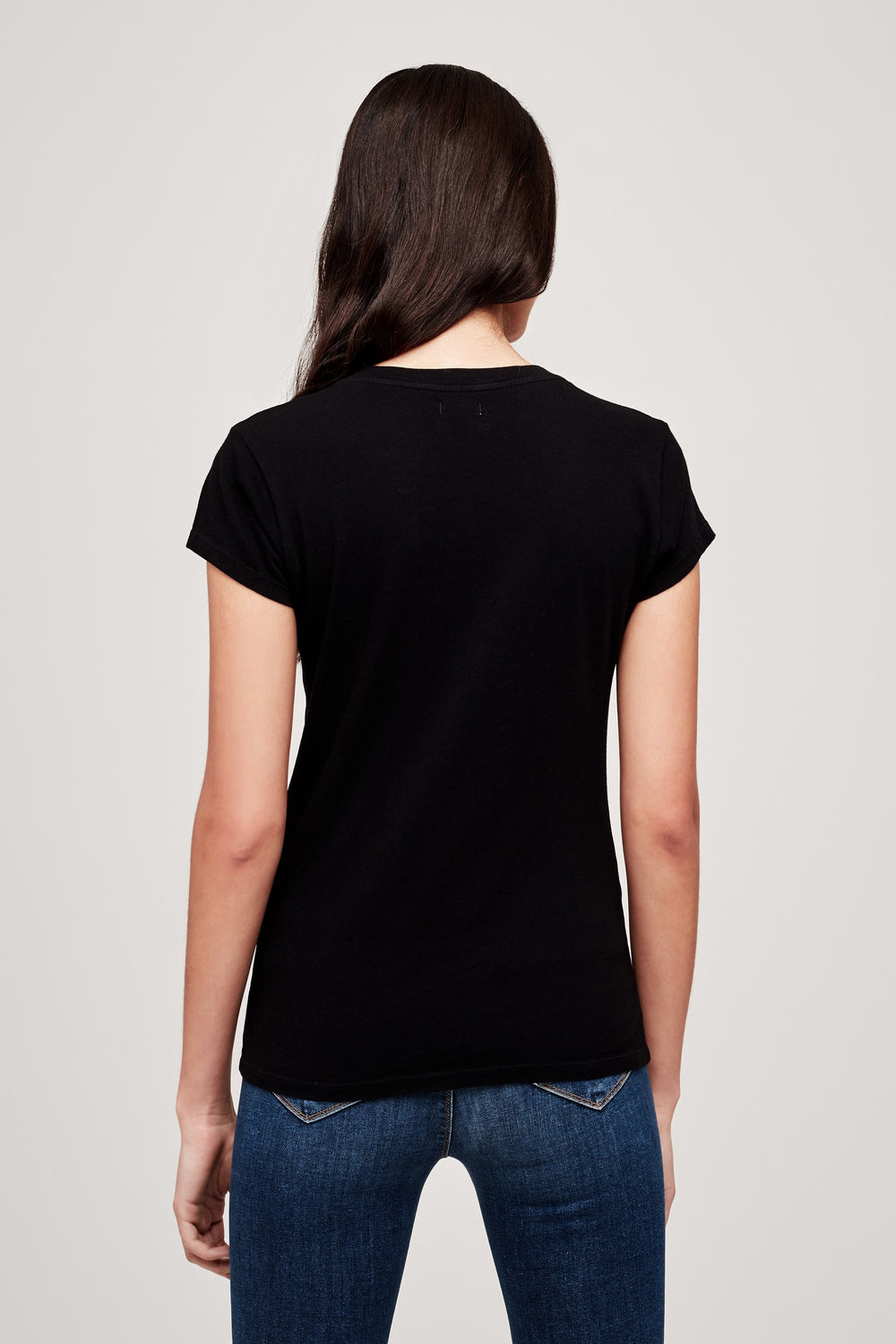 BECCA V NECK TEE