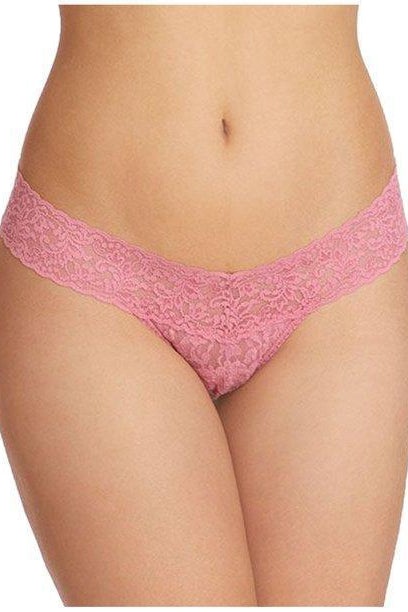 SIGNATURE LACE LOW RISE THONG